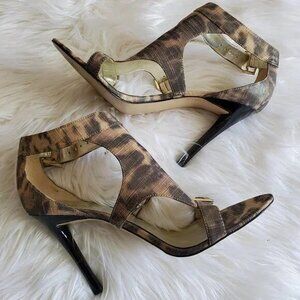 Guess by Marciano Leopard Print Sexy Heel Shoes SZ 8